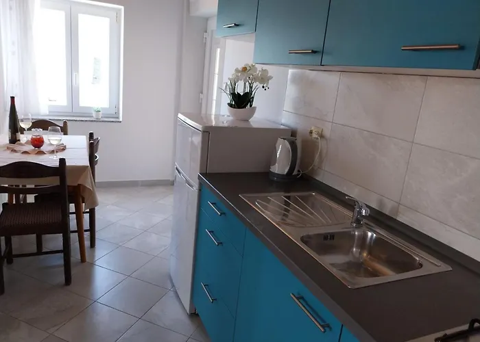 Two-bedroom A2 *