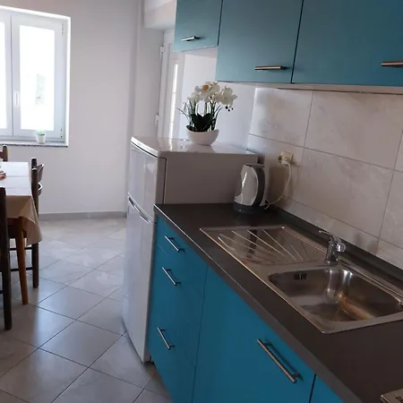 Two-bedroom A2 *